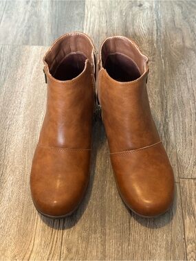 Brown ankle boots